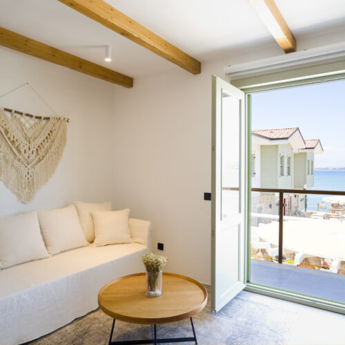 101 – Deluxe Double Room Sea View & Balcony